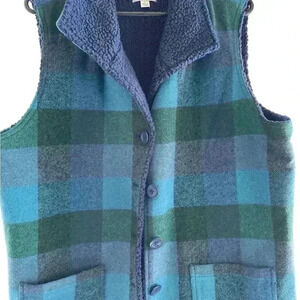 Denim & Company Women’s Vest Blue and Green Plaid. Blue plush inside. Large